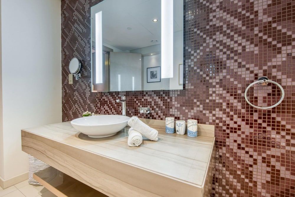 Cool Dubai Apt Next Burj Khalifa Design District Apartment 22