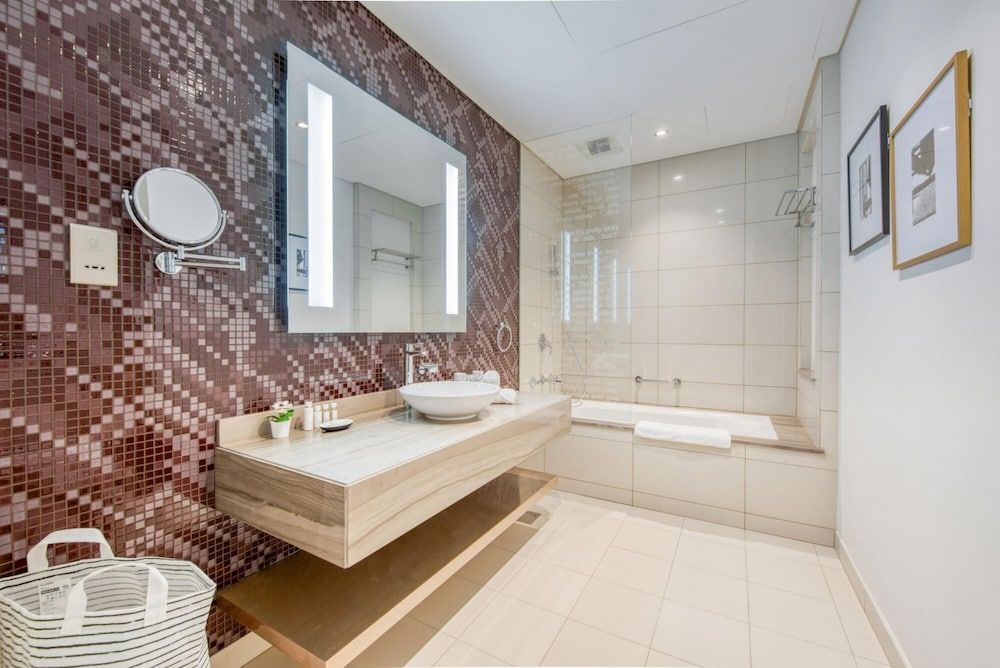 Cool Dubai Apt Next Burj Khalifa Design District Apartment 15