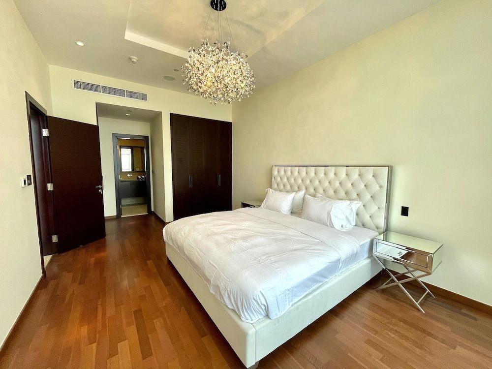 Tiara Residence Panoramic Apartment 3