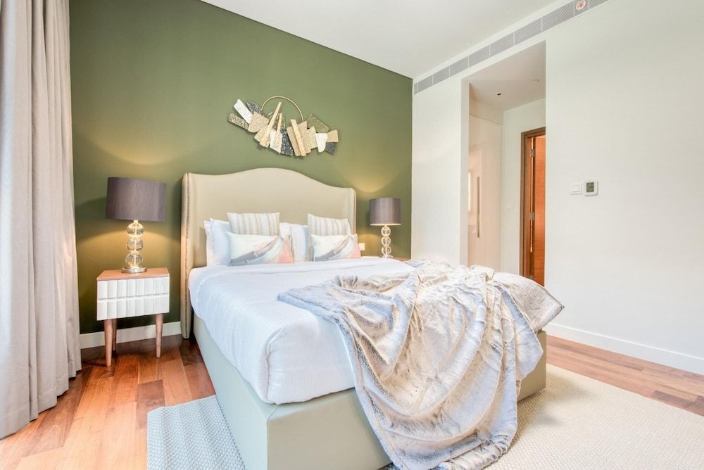 Apt w Dubai Luxury Experience Nxt to Burj Khalifa Apartment 24