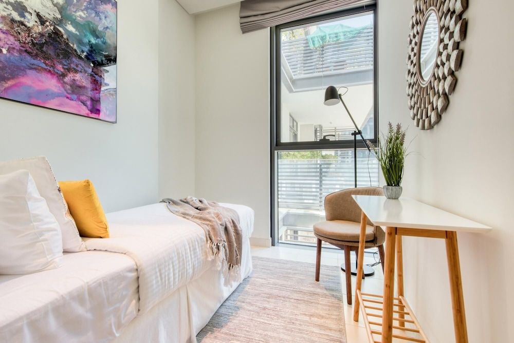 Apt w Dubai Luxury Experience Nxt to Burj Khalifa Apartment 66