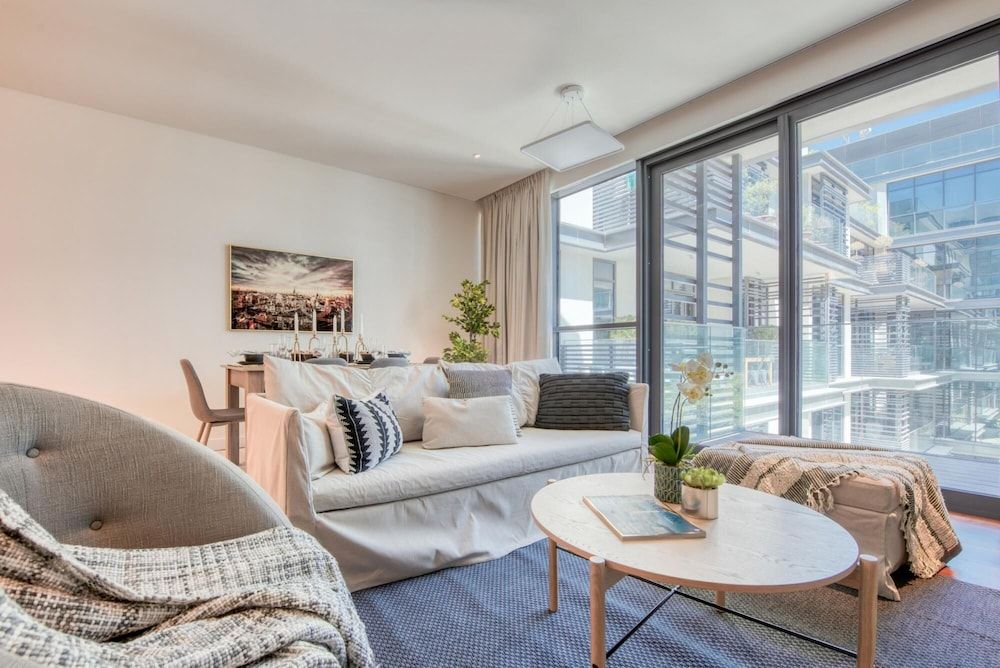 Apt w Dubai Luxury Experience Nxt to Burj Khalifa Apartment 72