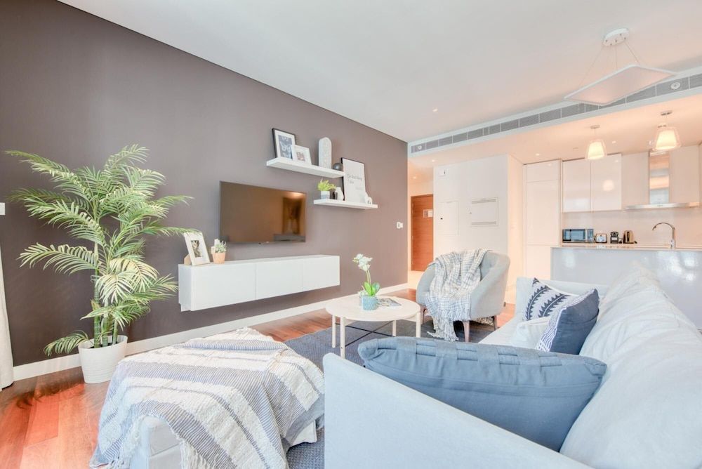 Apt w Dubai Luxury Experience Nxt to Burj Khalifa Apartment 74