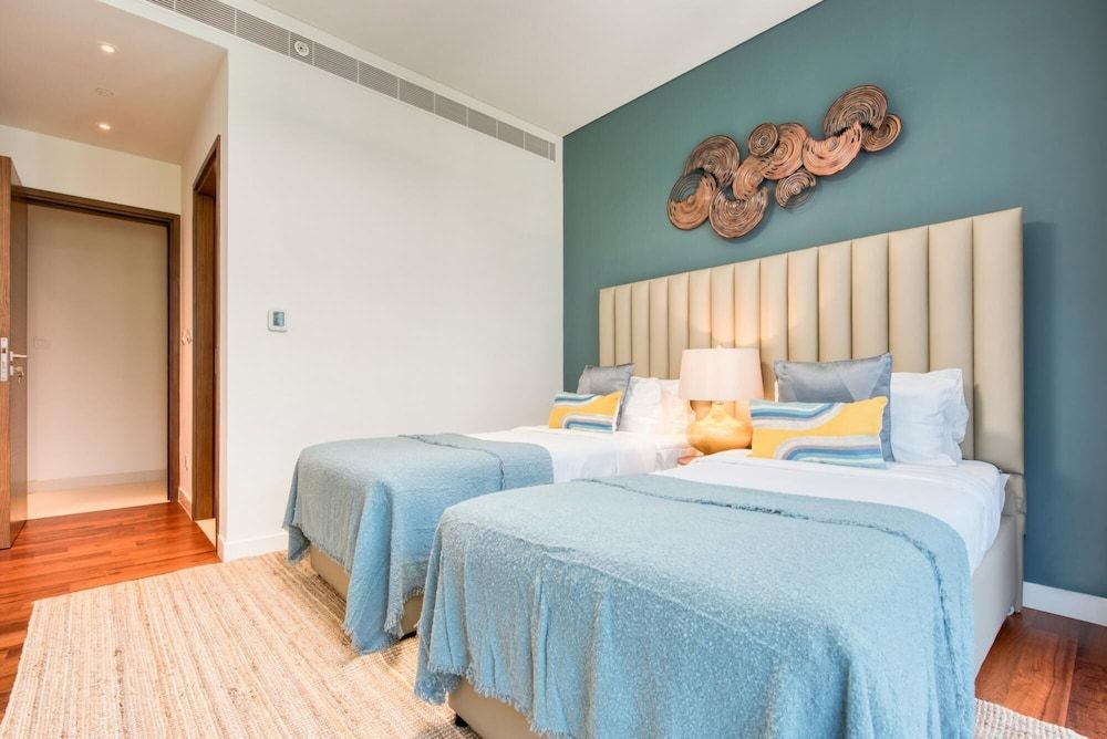 Apt w Dubai Luxury Experience Nxt to Burj Khalifa Apartment 65