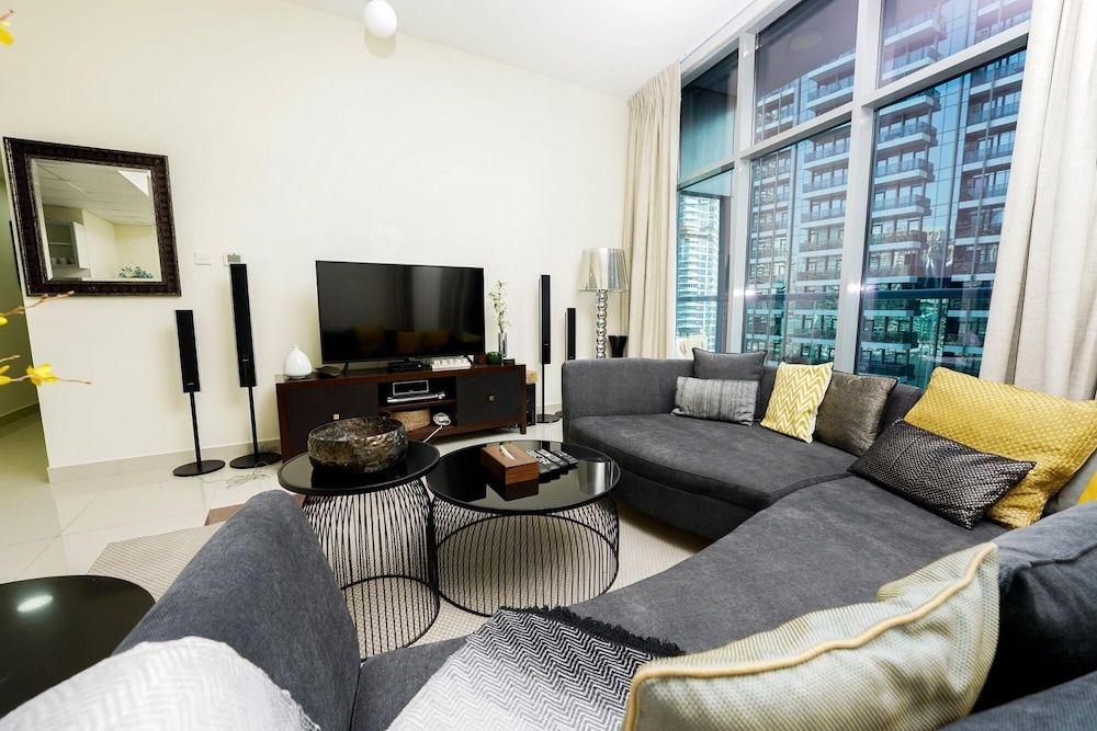 undefined Beautiful Chic Apt w Full Marina View Nxt 2 Beach 8