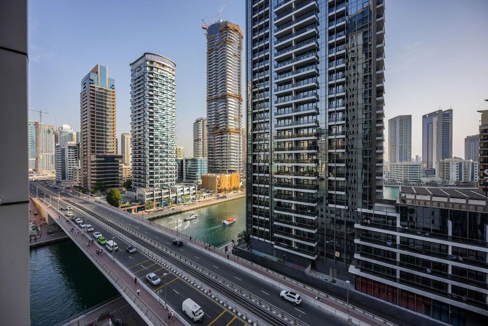 undefined Beautiful Chic Apt w Full Marina View Nxt 2 Beach