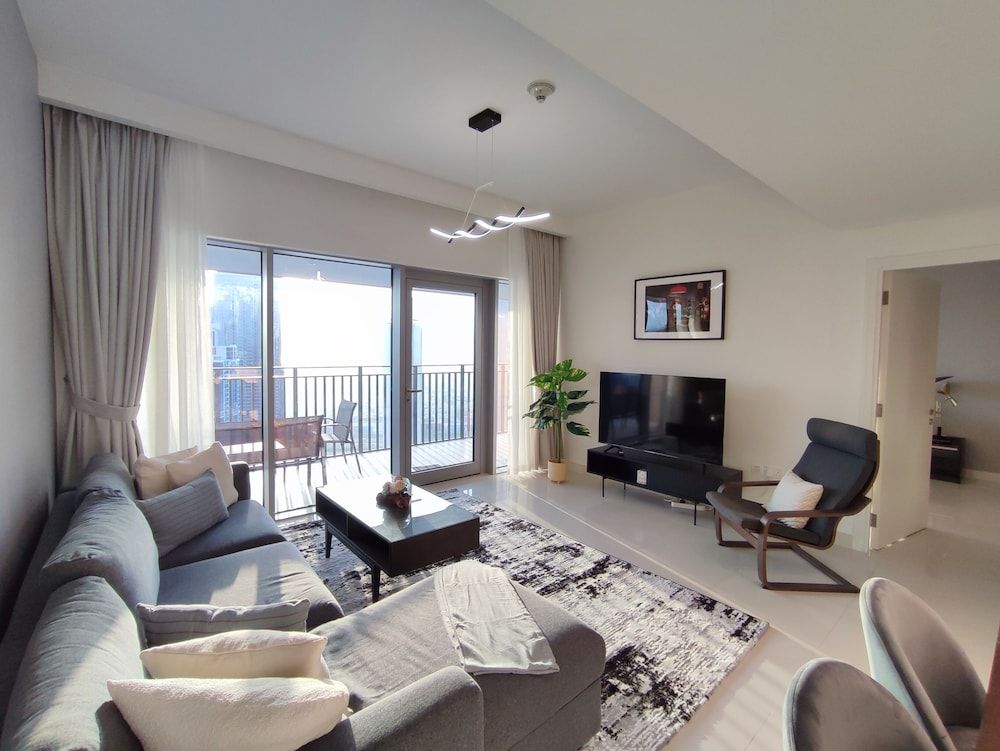 SuperHost - Chic Apartment With Balcony Close to Burj Khalifa Luxury Apartment 12