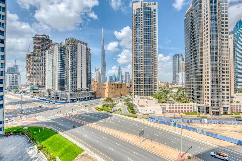 undefined Stylish Studio w Dubai Canal Vw in Business Bay 3