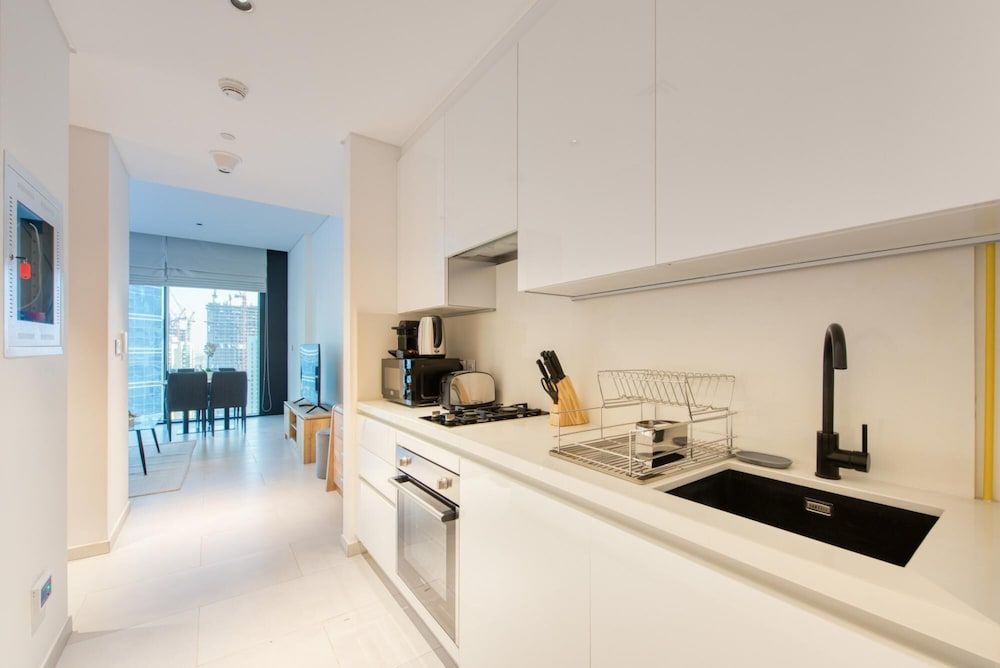 undefined Stylish Studio w Dubai Canal Vw in Business Bay 7