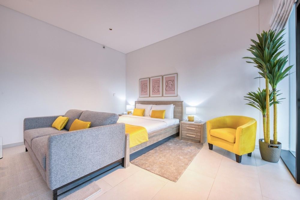 Stylish Studio w Dubai Canal Vw in Business Bay Studio 5