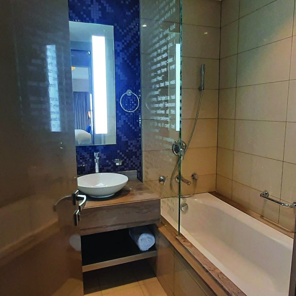 undefined Quill Residence Three Bedroom Apartment with 5 Star Amenities 10