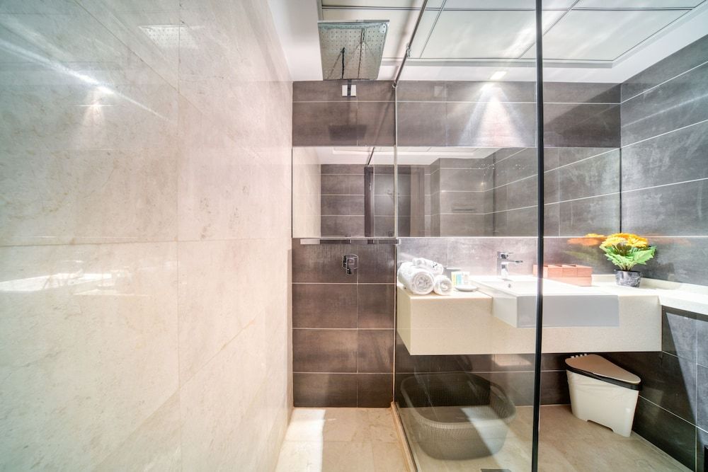 undefined Botanica Tower 7