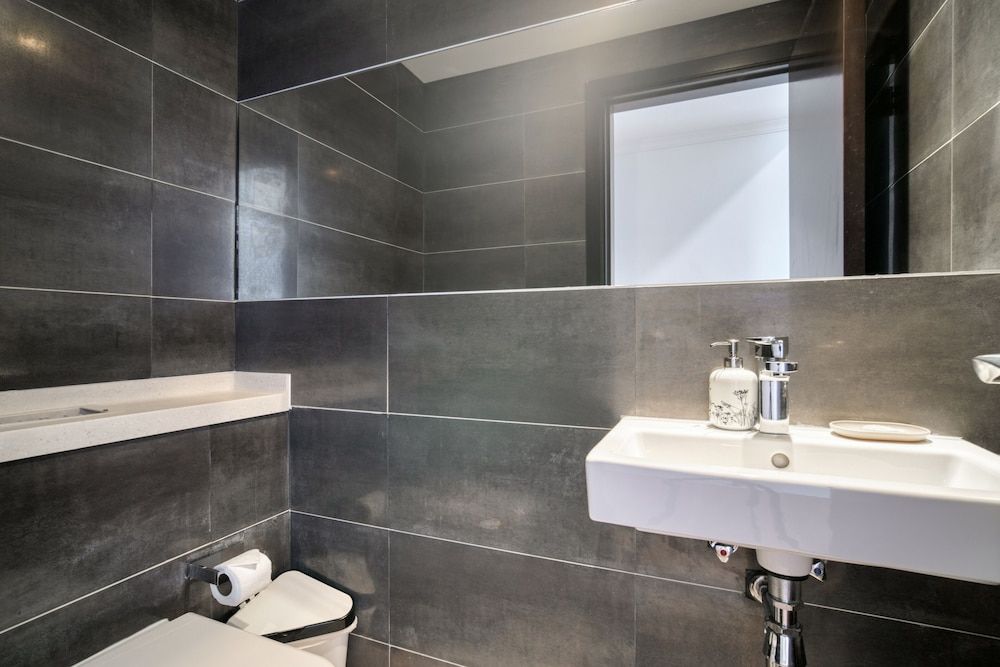 undefined Botanica Tower 8