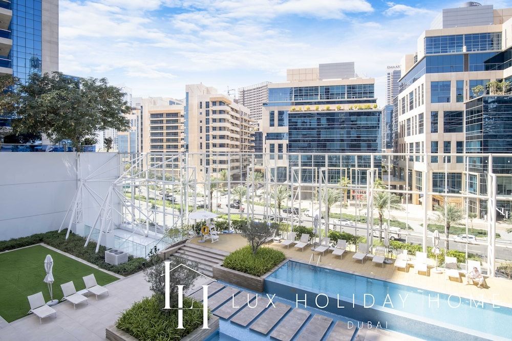 undefined LUX The Pad Executive Suite Canal View 1