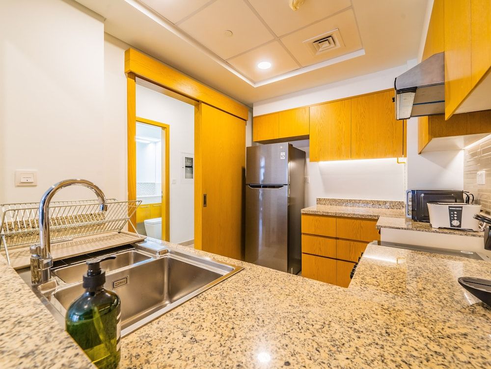 Monty - Serene & Modern Apartment With Burj Khalifa View Design Apartment 10