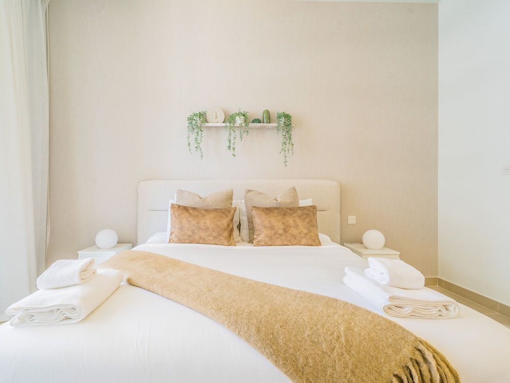 undefined Monty - Serene & Modern Apartment With Burj Khalifa View 5