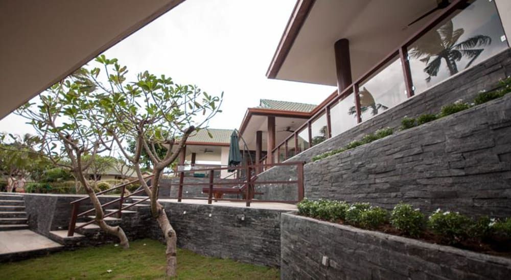 undefined Idyllic Samui Beach Villa Resort 9