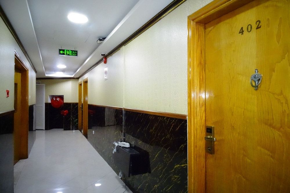 Super OYO 945 Dream Touch Hotel