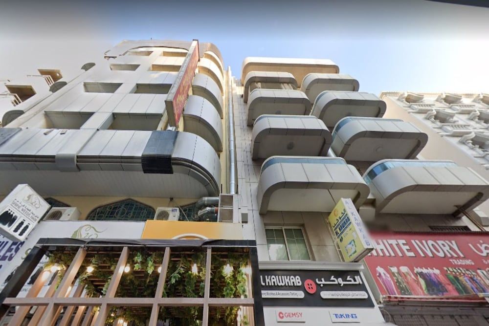 undefined Super OYO 945 Dream Touch Hotel 5