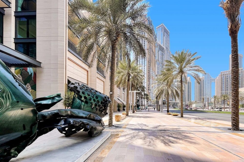 undefined Lux 4BR Duplex in Blvd of Downtown 3