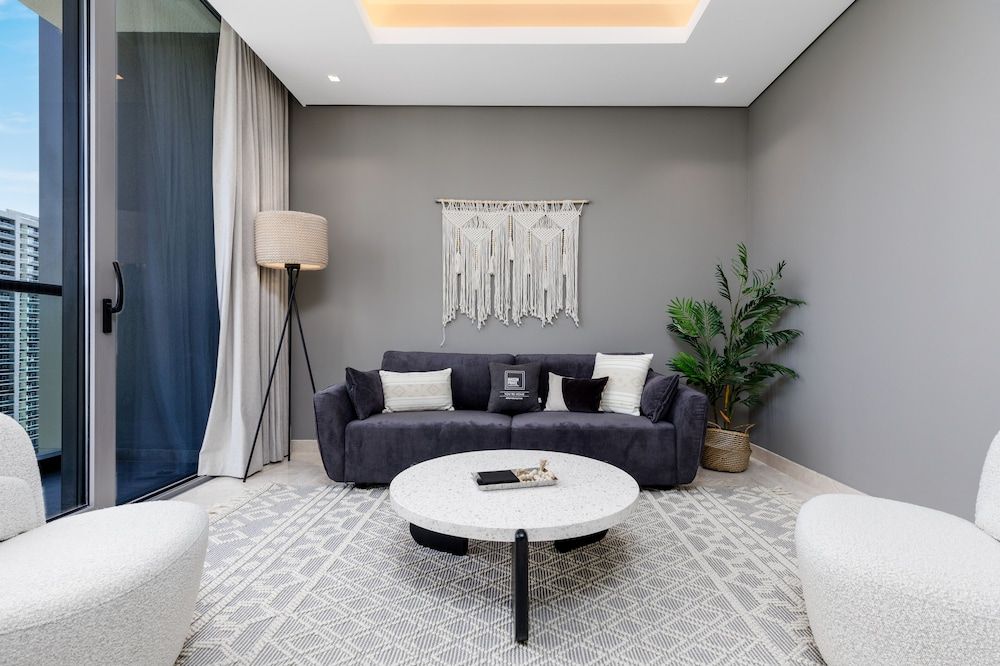 Maison Privee - Classy Urban Retreat w/ Amazing Dubai Canal Views Deluxe Apartment 14