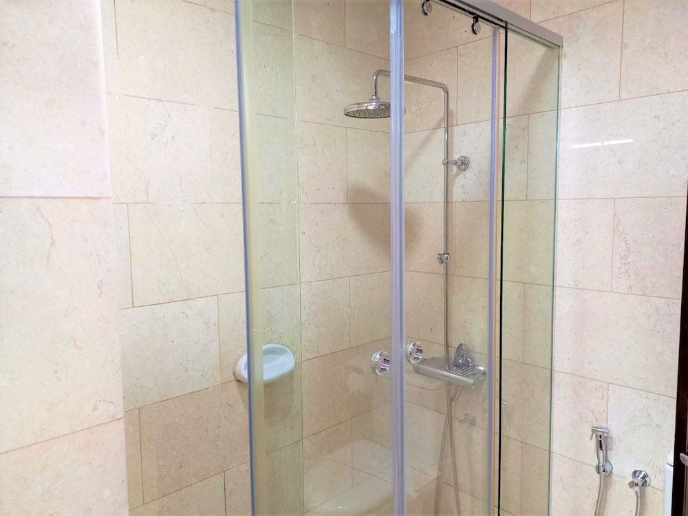 Gorgeous Business Bay Apartment With Balcony