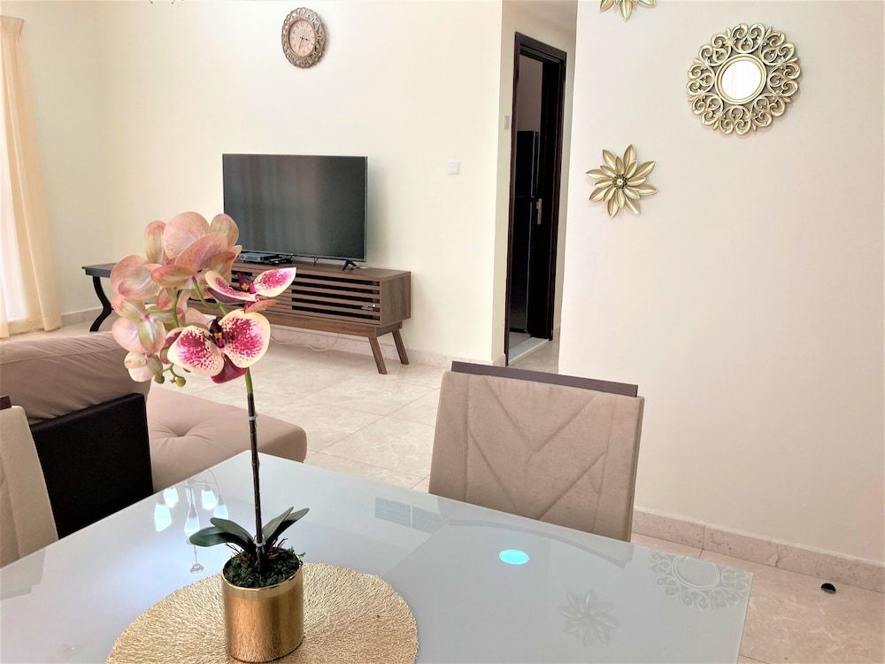 undefined Luxury Business Bay Apartment With Balcony 6