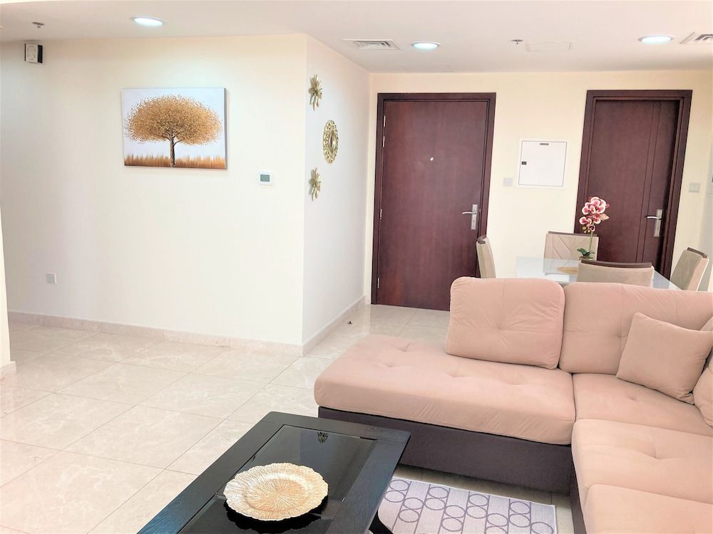 Luxury Business Bay Apartment With Balcony Apartment (1 Bedroom) 6