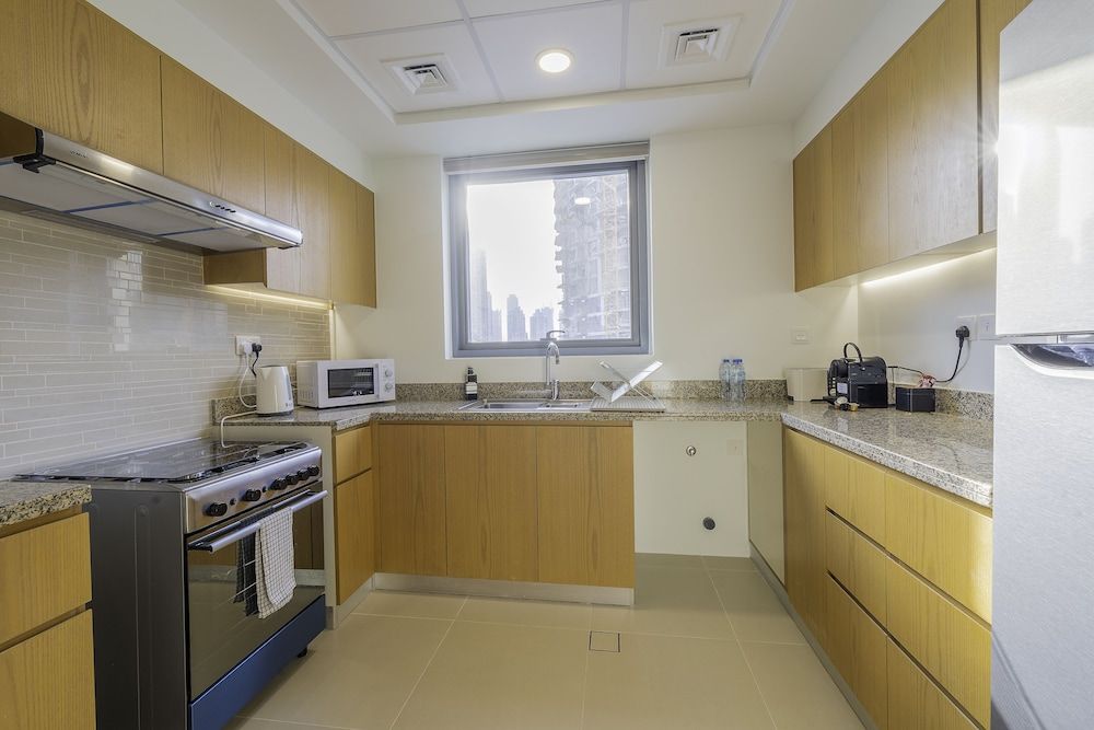 Nouveau Art Deco 3BR with Burj & Canal Views