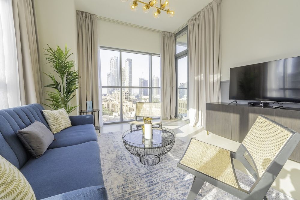 Nouveau Art Deco 3BR with Burj & Canal Views