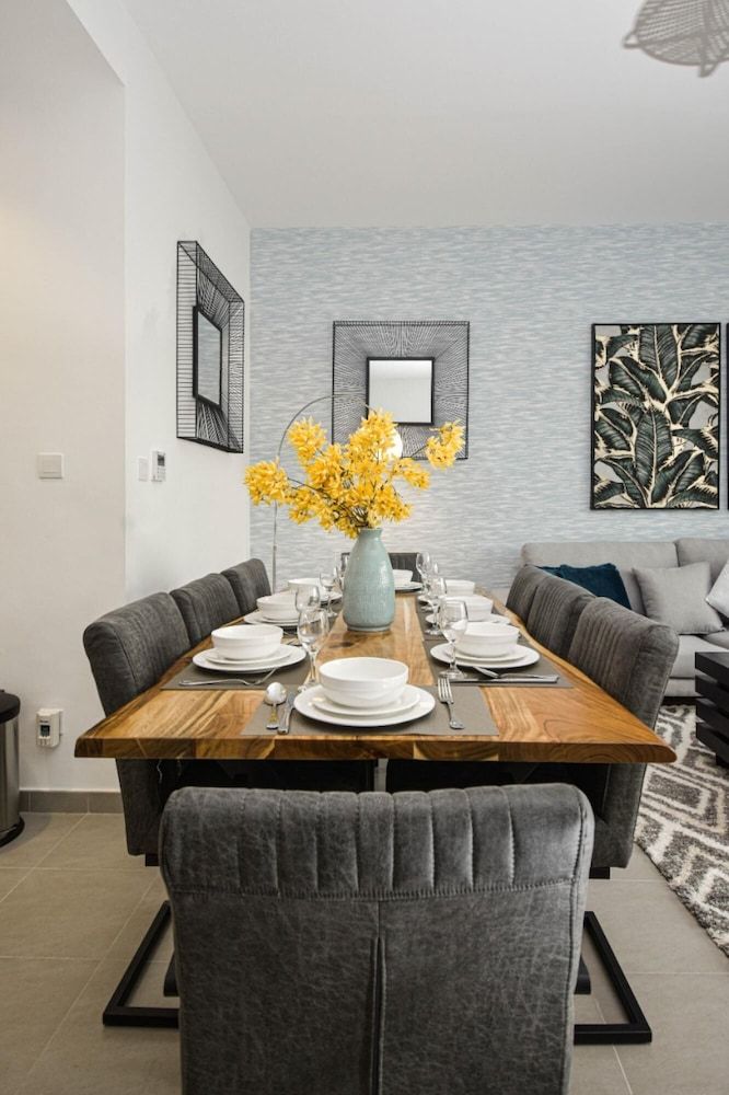 Elegant 3 BR Dubai South