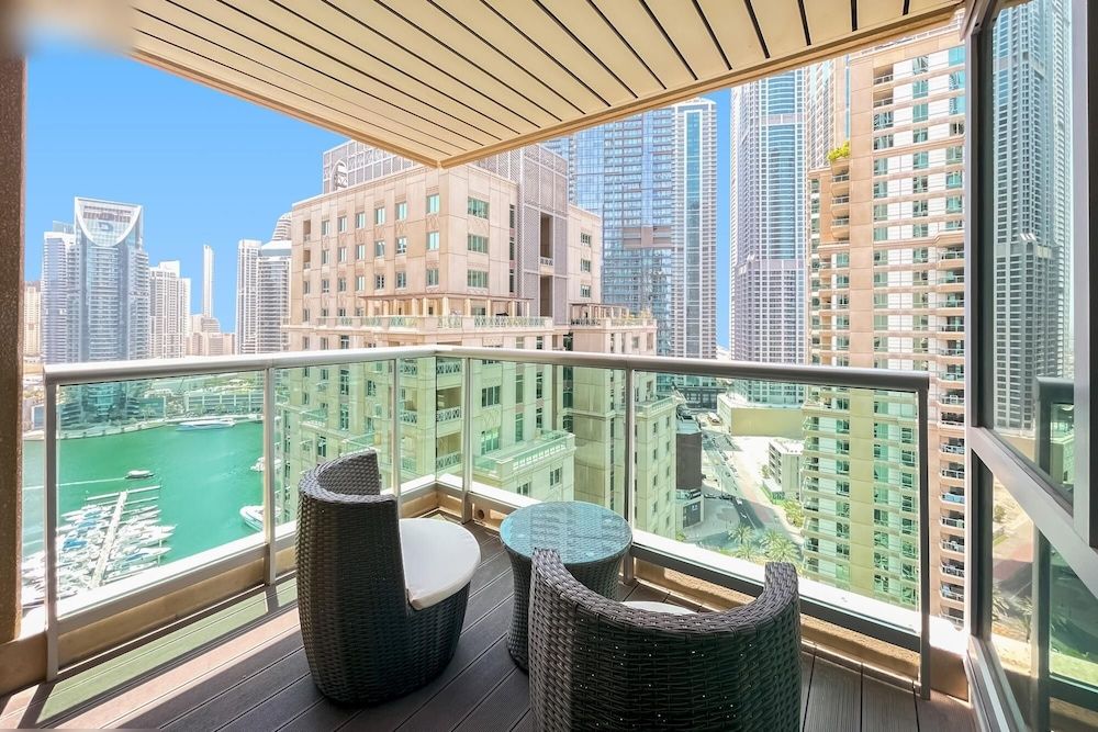 Luxurious 2 Bedroom Apartment Dubai Marina Apartment 6