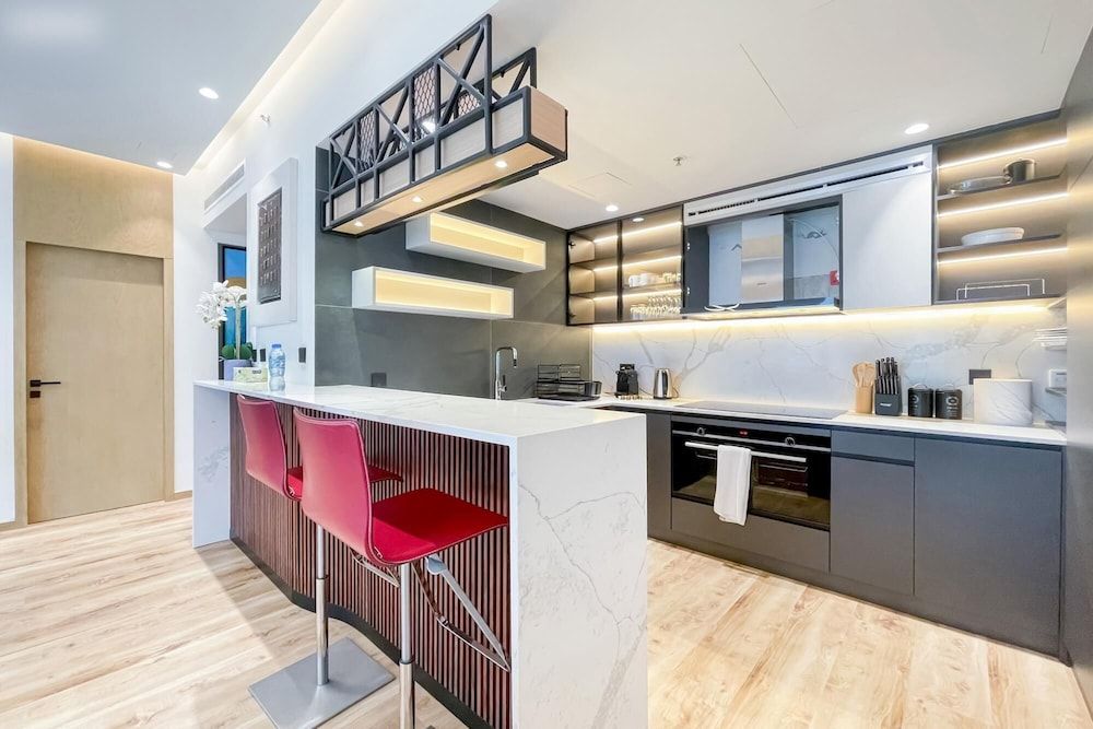 undefined Luxurious 2 Bedroom Apartment Dubai Marina 9