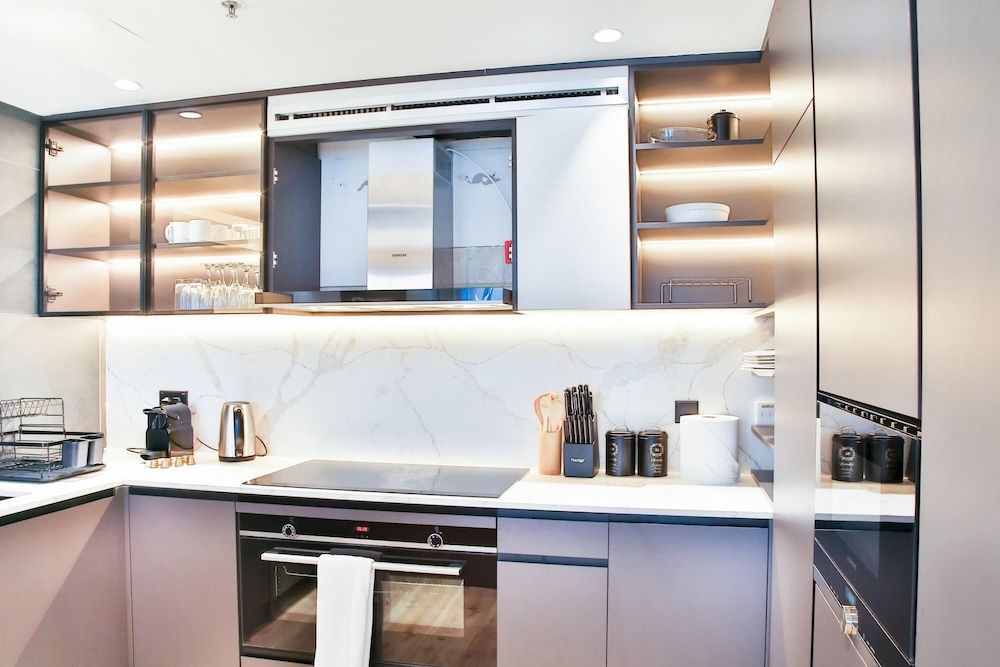 undefined Luxurious 2 Bedroom Apartment Dubai Marina 8