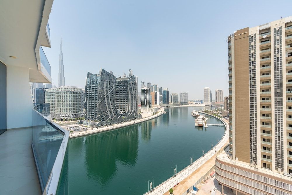 GLOBALSTAY. New Apartments in Business Bay Premier Apartment, 1 Bedroom, Balcony, Partial Lake View 11