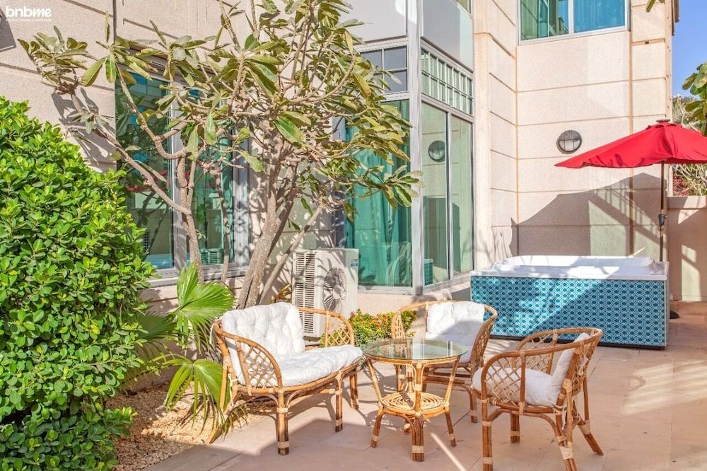 undefined Pvt Jacuzzi Tub Groundfloor 2 Bed Bnbme Homes 6