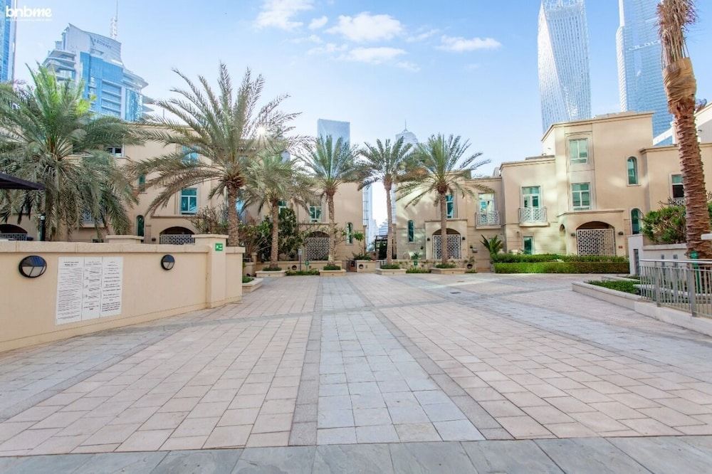 Pvt Jacuzzi Tub Groundfloor 2 Bed Bnbme Homes Apartment 18