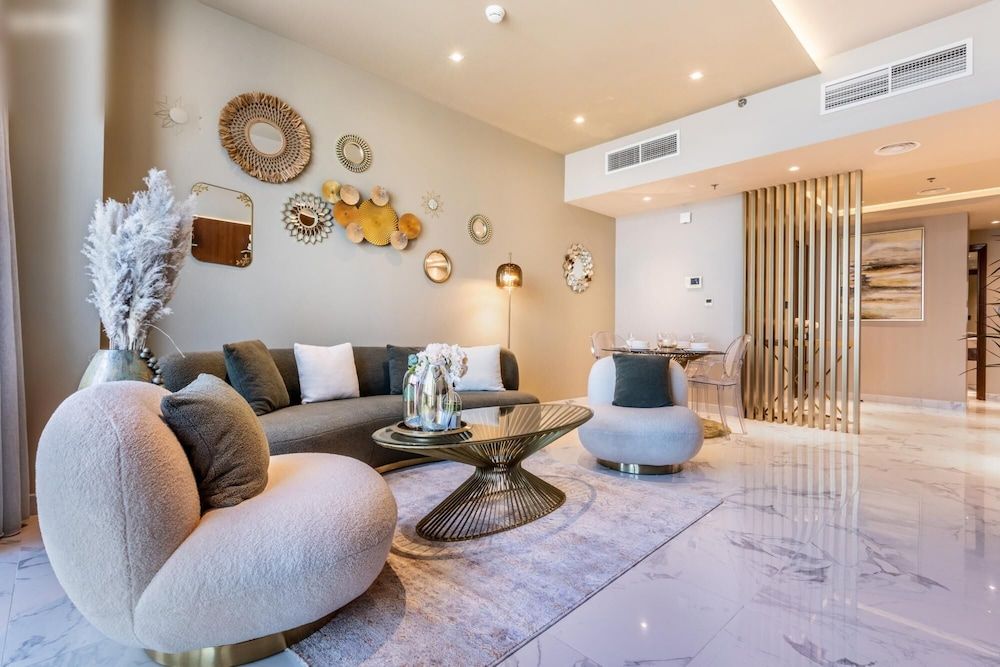 Luxury 2B Apt Al Habtoor Amna Tower Apartment 13