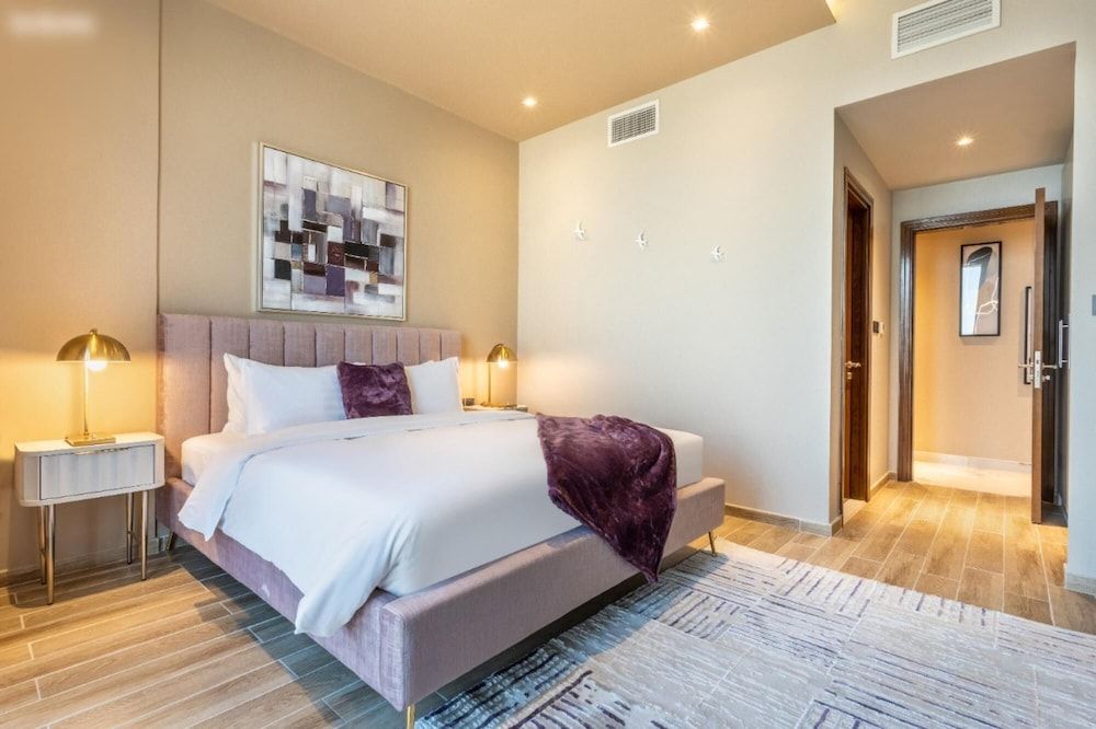 undefined Luxury 2B Apt Al Habtoor Amna Tower 8