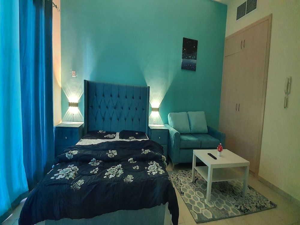 undefined Stunning Furnished Studio Apartment in the Heart of Dubai 7
