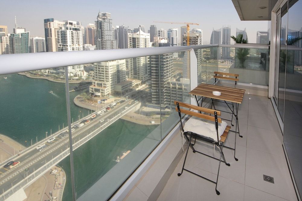 1 Bedroom Apartment in Continental Tower Standard Apartment 9