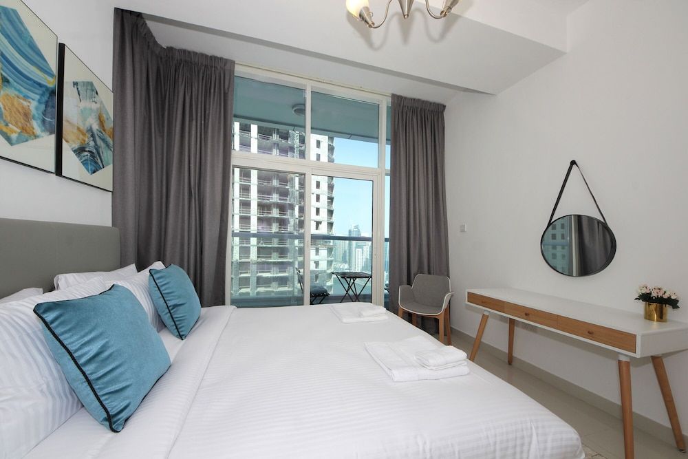 undefined 1 Bedroom Apartment in Continental Tower 4
