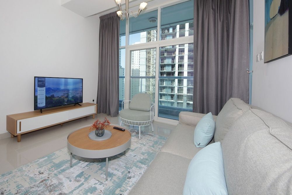 undefined 1 Bedroom Apartment in Continental Tower 7