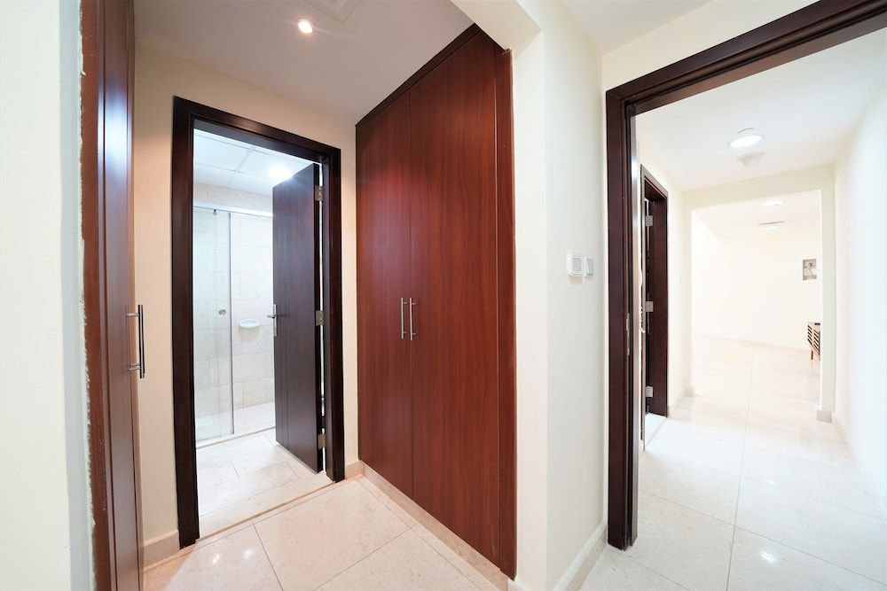 Amazing Stay With Balcony in Business Bay