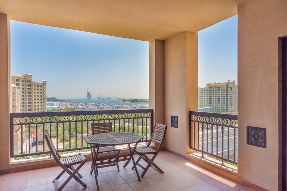 Beach Pool Fairmont Residences Apartment 3