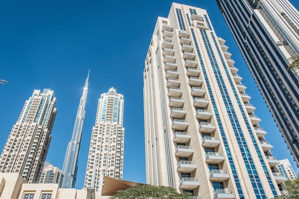 undefined Elegant Stylish Studio in Downtown Bnbme Homes 9