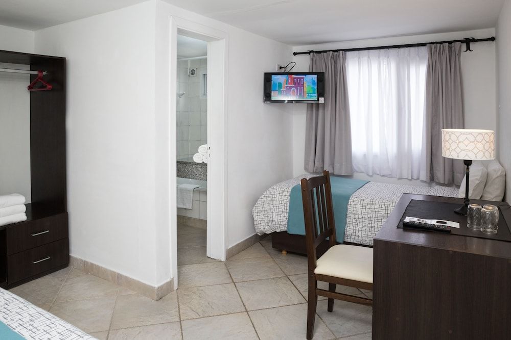 NBH | Premier Hotel Bariloche Superior Triple Room 6