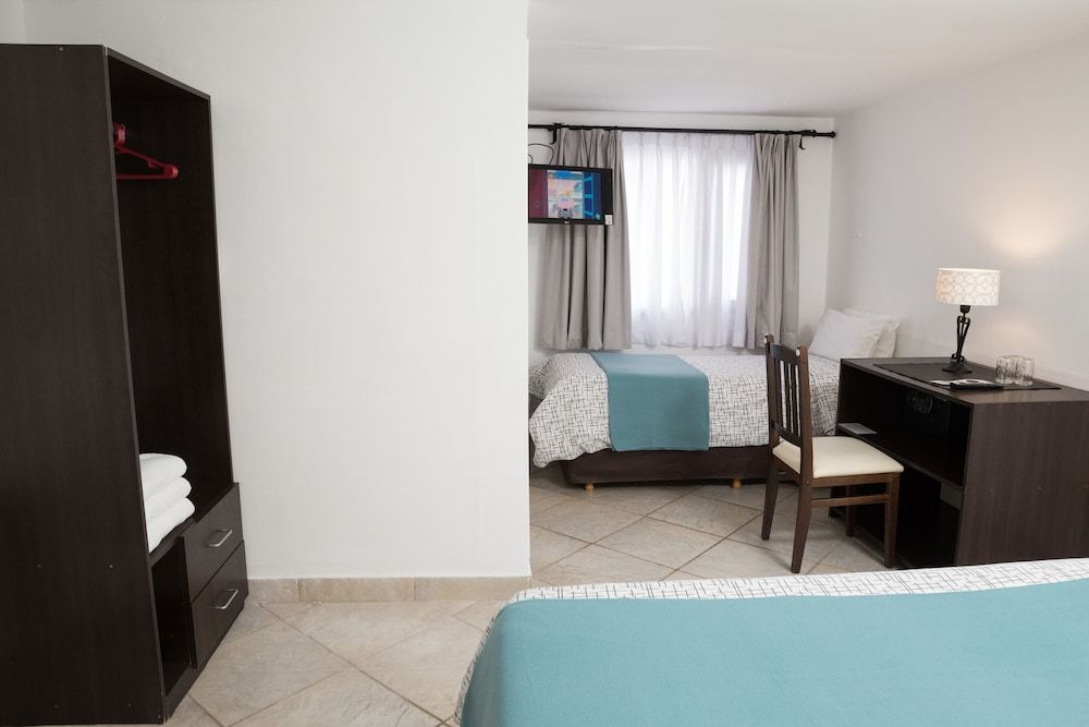 NBH | Premier Hotel Bariloche Superior Triple Room 2