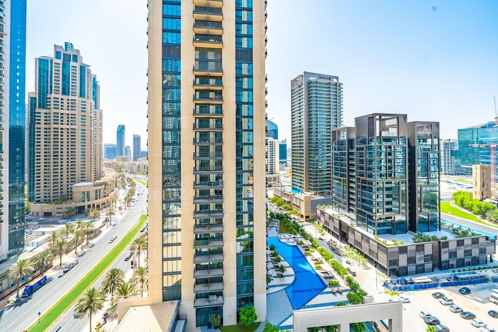 Incredible Views From This Classy Apt With Terrace Design Apartment 43
