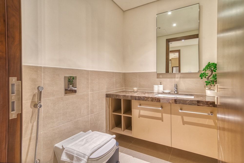 Incredible Views From This Classy Apt With Terrace Design Apartment 41